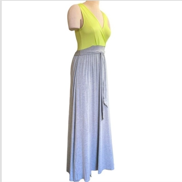 Tresics Stretch Colorblock Maxi Dress Surplice Wrap Top Tie Waist Sz S #257G - Picture 2 of 5